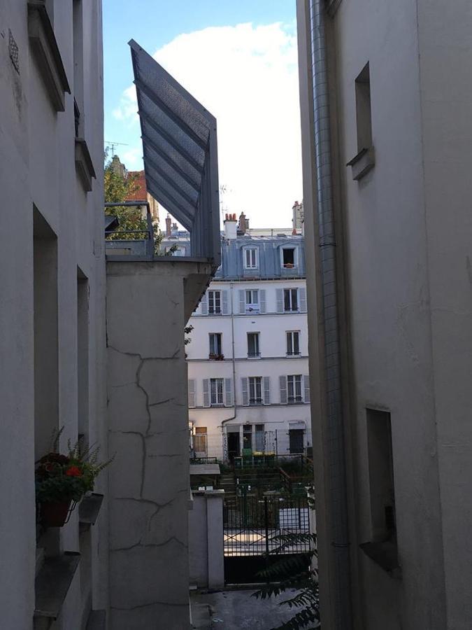 Cute And Quiet Appartment In Montmartre Paris Exterior photo